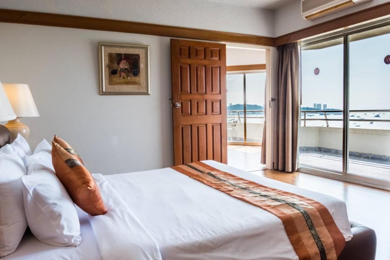 Markland Seaside Pattaya Exterior foto